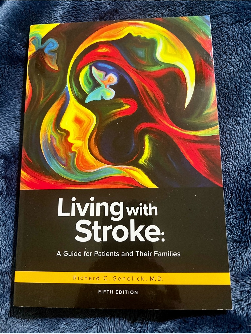 Living with Stroke: Colorful Medical Guidebook